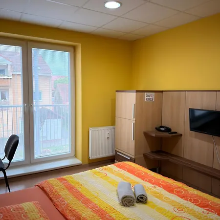 Maison d'hôtes Vv Sun - Reos Hodonín