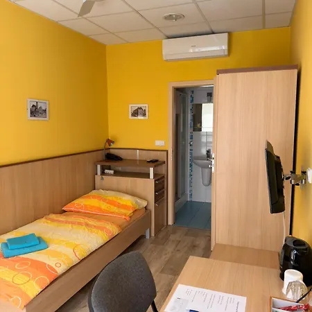 Vv Sun - Reos 3* Hodonín