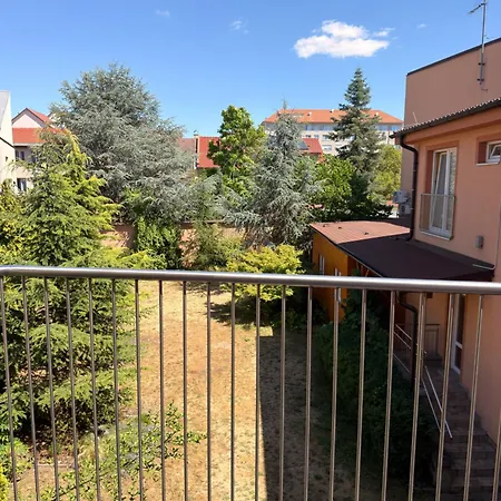 Vv Sun - Reos 3* Hodonín